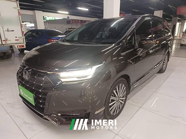 Honda Odyssey 2.0L e:HEV Premium - ავტომობილი ჩინეთიდან