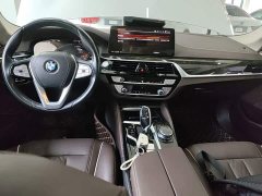 BMW 5 Series 525Li Luxury Package - ფოტო 10