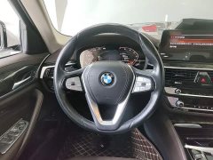 BMW 5 Series 525Li Luxury Package - ფოტო 11