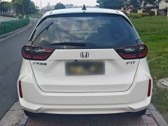 Honda Fit 1.5L CVT Trend Edition - ფოტო 6