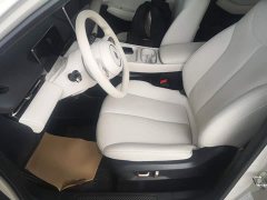 Baojun Yunhai 140km Plug-in Hybrid - ფოტო 15