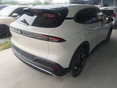 Baojun Yunhai 140km Plug-in Hybrid - ფოტო 7