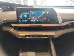 Changan UNI-V 2022 1.5T Deluxe - ფოტო 13