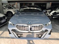 BMW 5 Series 530Li Premier M Sport Package - ფოტო 3