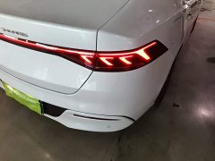 BYD Qin PLUS Glory Edition DM-i 55KM Leading - ფოტო 8