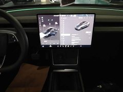 Tesla Model Y Rear-Wheel Drive - ფოტო 13