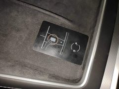 Tesla Model Y Rear-Wheel Drive - ფოტო 9