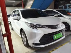Toyota Sienna 2.5L Hybrid Comfort Edition - ფოტო 4