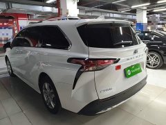 Toyota Sienna 2.5L Hybrid Comfort Edition - ფოტო 5