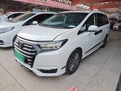 Honda Odyssey 2022 2.0L e:HEV Luxury - ფოტო 2