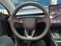 Tesla Model Y Rear-Wheel Drive - ფოტო 11