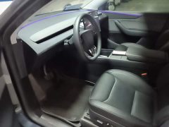 Tesla Model Y Rear-Wheel Drive - ფოტო 16