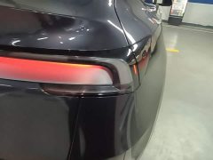 Tesla Model Y Rear-Wheel Drive - ფოტო 8