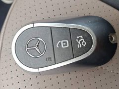 Mercedes-Benz EQE SUV 350 4MATIC Luxury - ფოტო 9