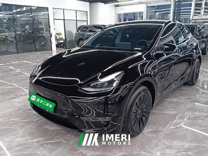 Tesla Model Y Facelift Long Range All-Wheel Drive