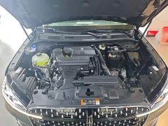 Lincoln Adventurer 2.0T Two-Wheel Drive Premium Edition - ფოტო 16