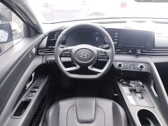 Hyundai Elantra 2022 1.5L CVT GLX Elite - ფოტო 11