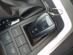 Toyota RAV4 Hybrid 2.5L E-CVT FWD Elite - ფოტო 9