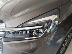 Buick GL8 Land Business Class Comfort Edition - ფოტო 18