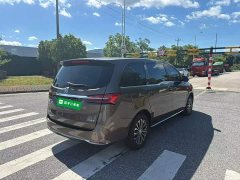 Buick GL8 Land Business Class Comfort Edition - ფოტო 5