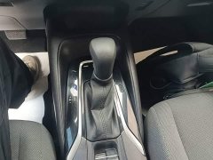 Toyota Corolla 2022 1.8L CVT Luxury - ფოტო 14