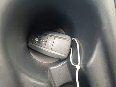 Toyota Corolla 2022 1.8L CVT Luxury - ფოტო 9