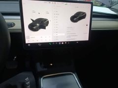 Tesla Model Y Long Range All-Wheel Drive - ფოტო 13