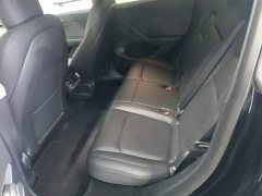 Tesla Model Y Long Range All-Wheel Drive - ფოტო 17