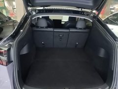 Tesla Model Y Long Range All-Wheel Drive - ფოტო 19