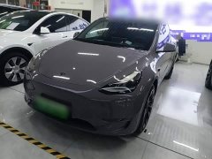 Tesla Model Y Long Range All-Wheel Drive - ფოტო 2