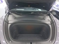 Tesla Model Y Long Range All-Wheel Drive - ფოტო 20