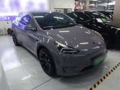 Tesla Model Y Long Range All-Wheel Drive - ფოტო 4