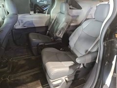 Toyota Sienna 2.5L Hybrid Comfort Edition - ფოტო 17