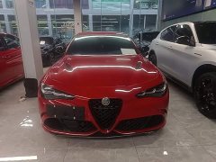 Alfa Romeo Giulia 2023 2.9T V6 520HP Quadrifoglio Edition - ფოტო 3