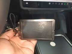 Tesla Model Y Long Range All-Wheel Drive - ფოტო 17