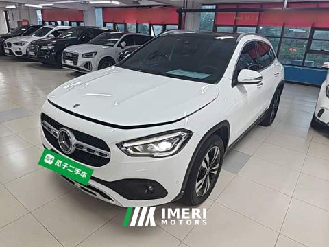 2023 Mercedes-Benz GLA 220