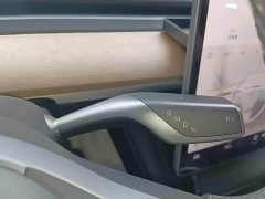 Tesla Model Y Standard Range RWD - ფოტო 14