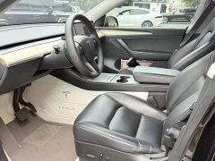 Tesla Model Y Standard Range RWD - ფოტო 16