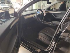 Tesla Model Y Standard Range RWD - ფოტო 16