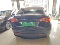 Tesla Model Y Standard Range RWD - ფოტო 6