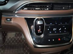 Buick GL8 Land Business Class 652T Luxury - ფოტო 13