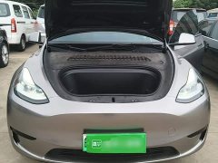 Tesla Model Y Rear-Wheel Drive - ფოტო 20