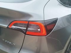Tesla Model Y Rear-Wheel Drive - ფოტო 8
