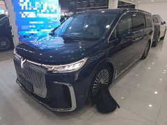 Voyah Lantu Dreamchaser PHEV AWD Flagship Kunpeng Edition - ფოტო 1