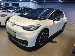 Volkswagen ID.3 Outstanding Edition - ფოტო 1