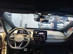 Volkswagen ID.3 Outstanding Edition - ფოტო 10