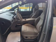 Li Auto i6 2025 Two-Wheel Drive Standard - ფოტო 15