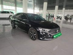 Volkswagen Passat 330TSI Luxury - ფოტო 4