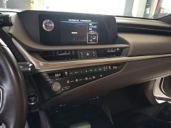 Lexus ES 2020 300h Excellence - ფოტო 13