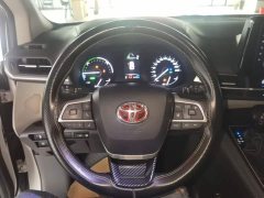 Toyota Sienna 2.5L Hybrid Comfort Edition - photo 11